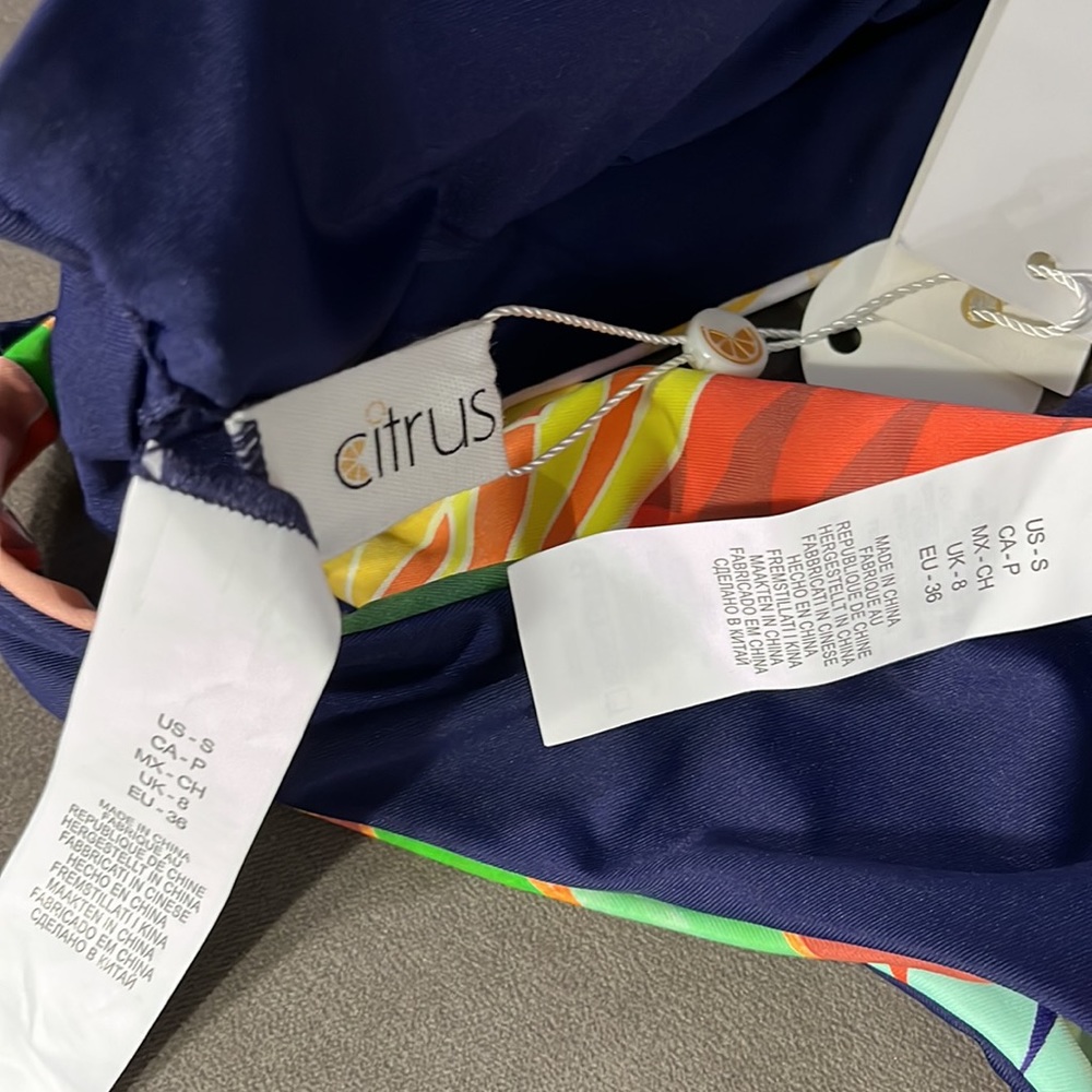 Citrus NWT bikini reversible navy/floral small orange purple white brown - Picture 7 of 7